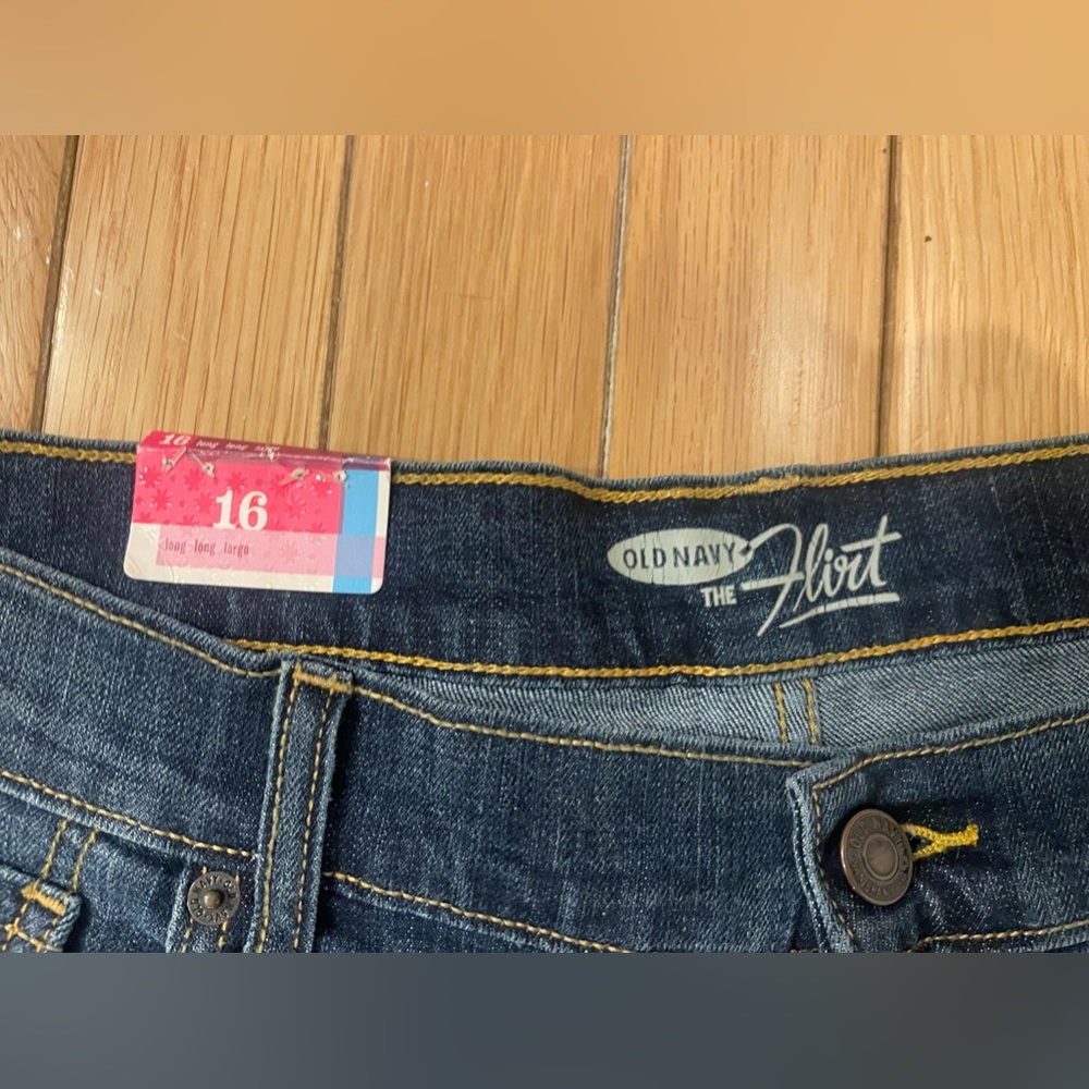 Old navy jeans ‘the flirt’ style size 16 ankle